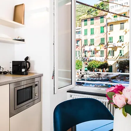 MADA Charm Apartments Piazza Vernazza Esterno foto